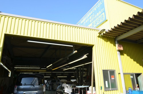 本社に併設された整備工場