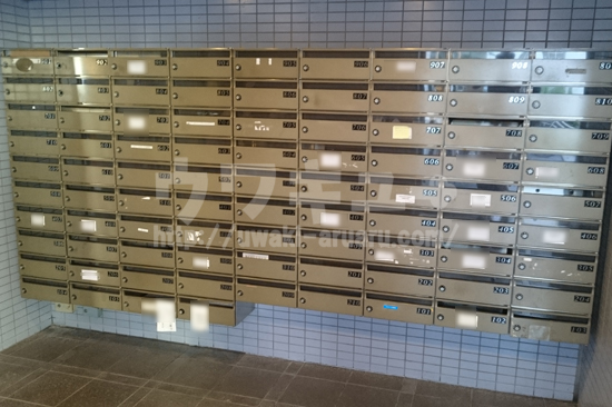 マンションの郵便受け