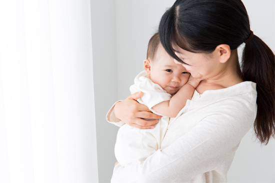 子育てに追われる主婦